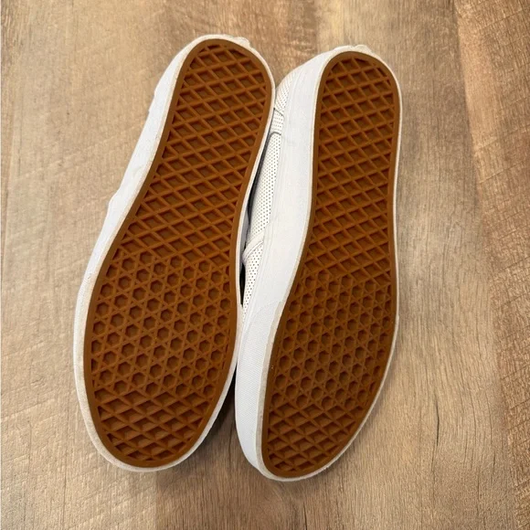 Classic Slip On Vans Perforated Leather White Shoe - Picture 2 of 5